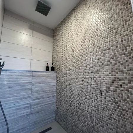 Bruno Apartment-3